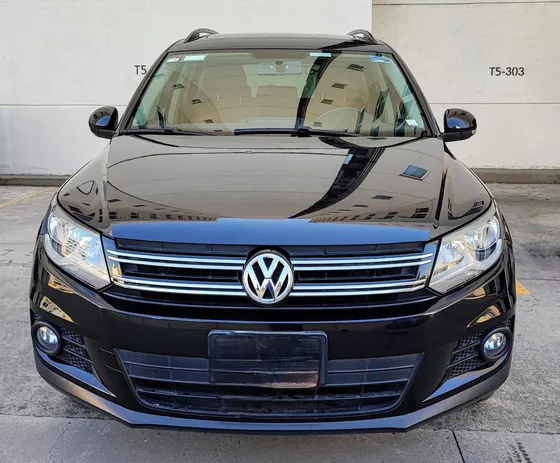 Volkswagen Tiguan 2.0 Track&fun Tipt Climatronic Qc Nav At
