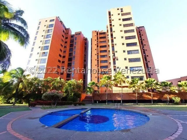 Rent-a-house Vende Bello Apartamento, Pozo De Agua, Piscina, Guaracarima, La Victoria, Estado Aragua, 25-16213 Gf.