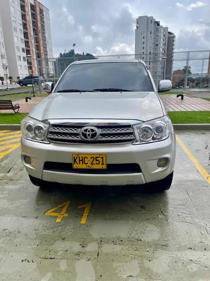 Toyota Fortuner 2.7l