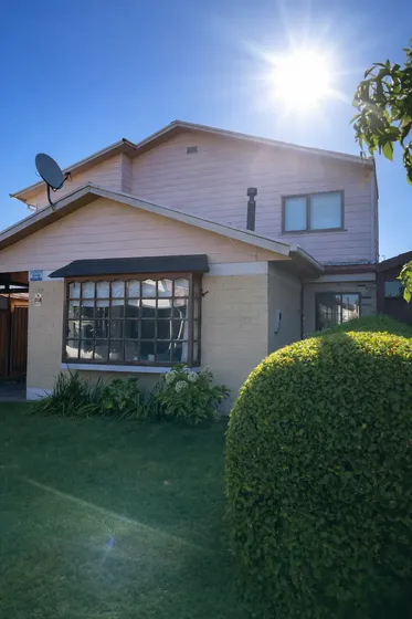 Casa En Villa Barcelona, Chillán.