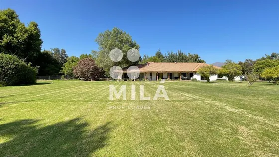 Parcela 3.7h Con Casa Colonial 