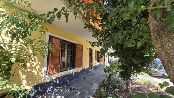 Venta De Casa En Neuquén - 4 Dormitorios