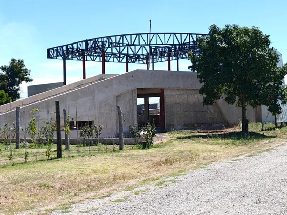 Vendo Lote Con Fondo A La Laguna En Barrio Cerrado Dionisio