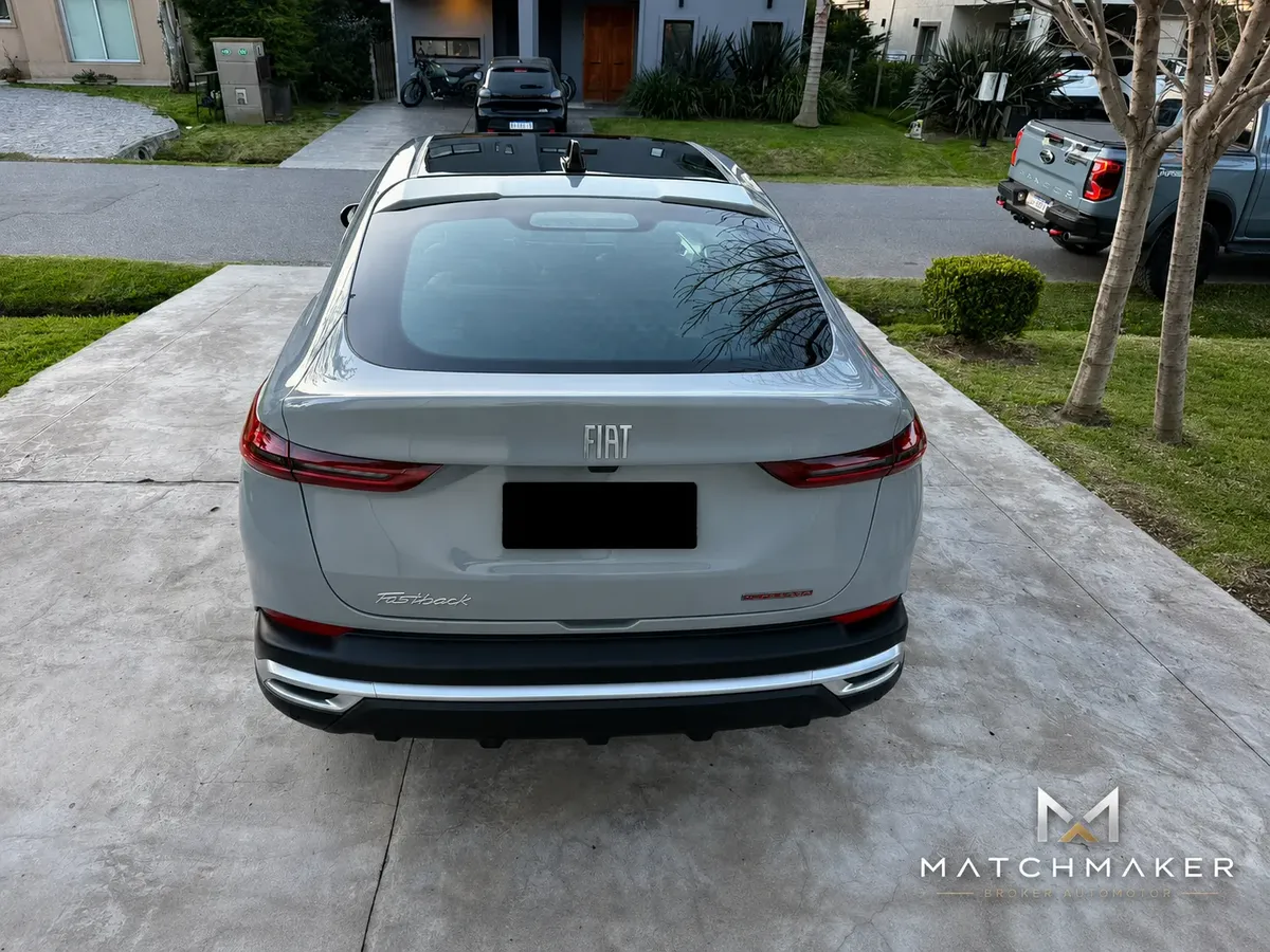 Fiat FASTBACK 1.3 T270 At6549033655309455364