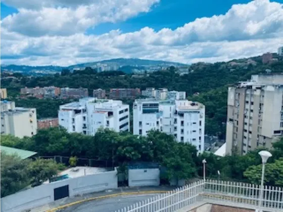 Alquilo Apartamento 160m2 La.alameda