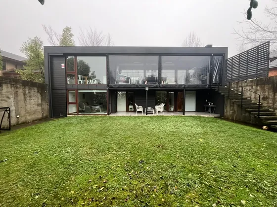Moderna Y Luminosa Casa, Amplia Y Cómoda, Lonco Parque