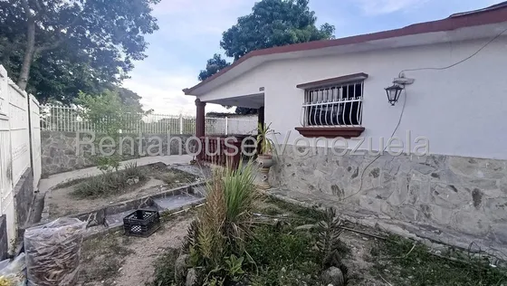 Yonny Silva Rentahouse Vende Excelente Casa En Flor Amarillo Valencia Rcys 25-6479