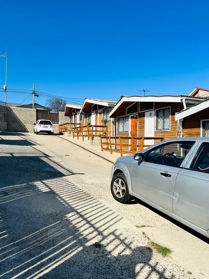 Casa En Venta De 2 Dorm. En Concón