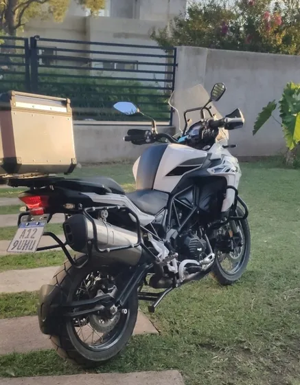 Trk 502 X 6200 Ks , Valijas ,bateria Nueva,chapon Cubre Titu
