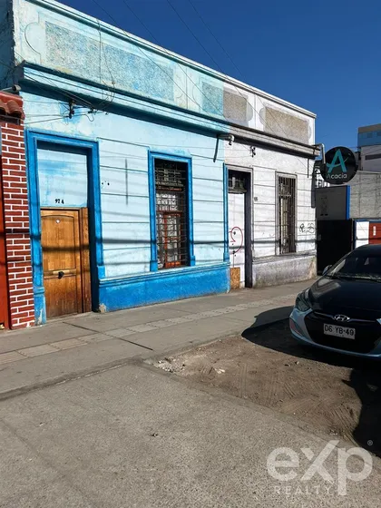 Casa En Venta De 4 Dorm 2 Baños. En Antofagasta 