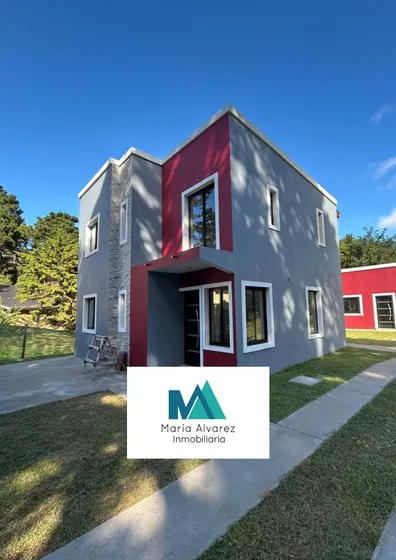 Venta Duplex En Costa Del Este, A Estrenar, Ubicada Sobre Avenida, Av. Interbalnearia 551 Entre 6 Y 7, La Costa