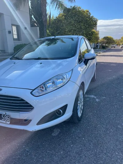 Ford Fiesta Kinetic 1.6 Se 120cv