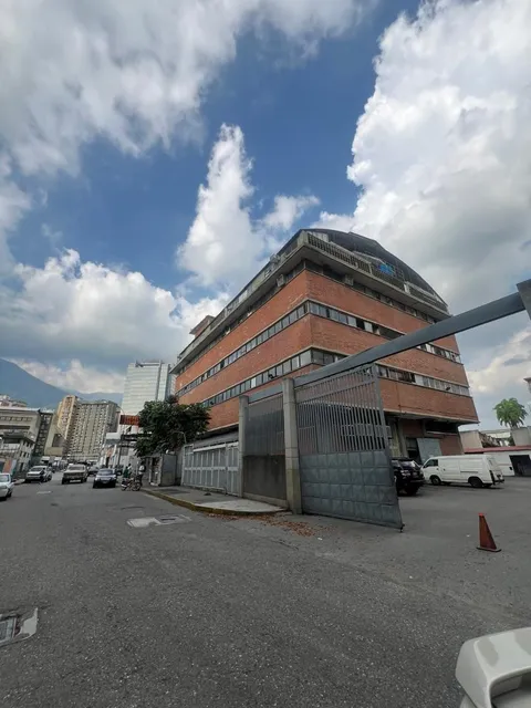 Se Vende Piso Industrial 334m2 Los Ruices