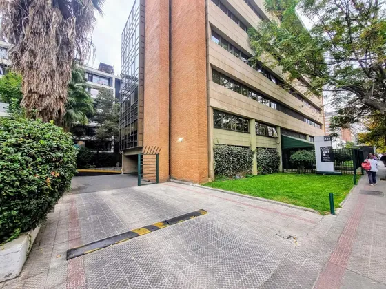 Estacionamiento Privado En Primer Piso (133839)