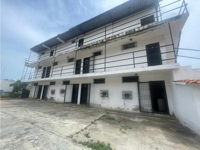 Se Vende Posada 800m² La Guaira 