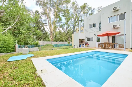 Venta Casa 6amb La Josefina Pilar