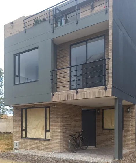 Vendo Hermosa Casa Chia  $595 Millones. Para Estrenar.  Propongan