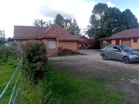 Finca En Venta En Hacienda Fontanar. Cod V1092004