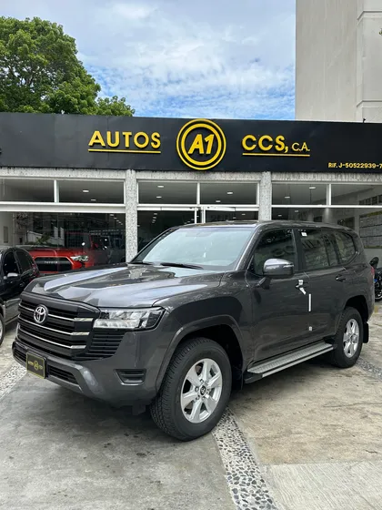 Toyota Lc300 Gx-r