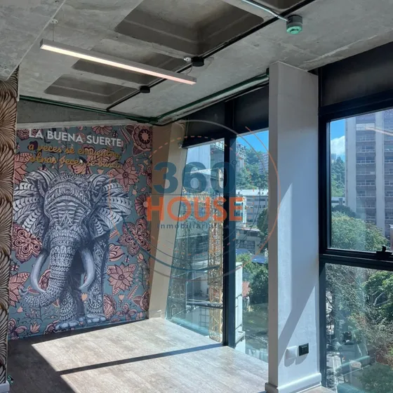 Alquiler O Venta De Oficina En Torre Sena, Urb Las Mercedes, Mcpio Baruta. Mdf