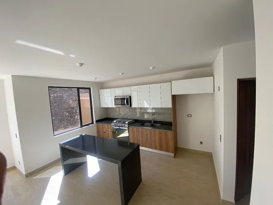 Renta Casa En Zibatá, El Marqués, Querétaro.