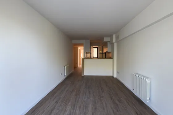 Venta Departamento Entrega Inmediata Tres Dormitorios Al Frente Con Balcon O Patio - Amenities - Av. Pellegrini 2680