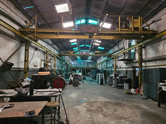 Nave Industrial De 2000m2 En Venta - José Ingenieros