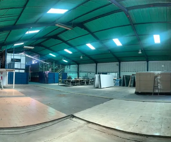 Leandro Araque Inzitu Realtors Ofrece En Venta Galpón En Zona Industrial La Quizanda. Valencia. Edo. Carabobo Empresa De Distribucion Operador Logistico Manufactura Media Laboratorios De Produccion