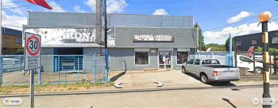 Local D 327 M2, 2 Pisos, Terreno 412 M2 Av. Picarte Valdivia