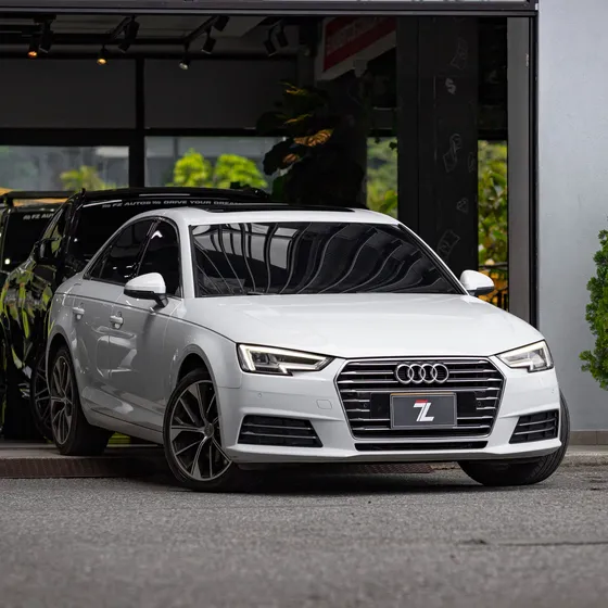 Audi A4 2.0 B2+