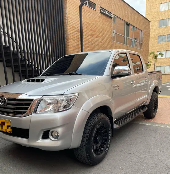 Toyota Hilux 3.0 Srv 169 Hp