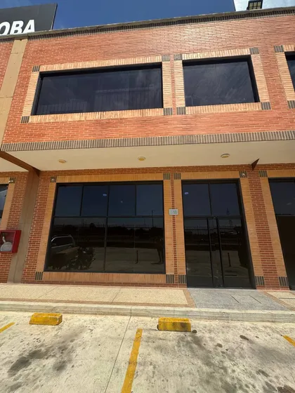 Se Alquila Local Comercial En Urb. Castillito (sr) 