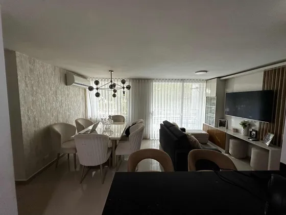 Apartamento 3 Habitaciones, 3 Baños, Sala Comedor, Balcon