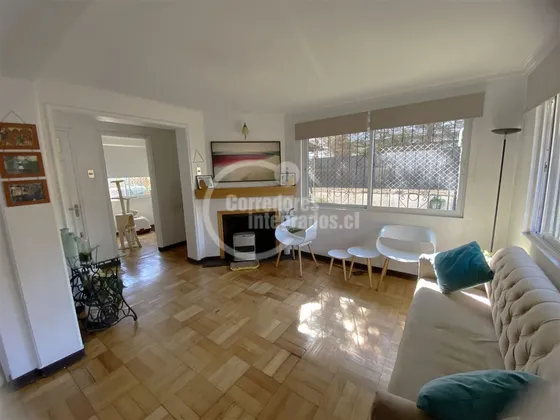 Casa En Venta De 3 Dorm. En Las Condes