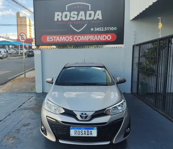 Toyota Yaris Sedán 1.5 16v 4p Flex Xl Multidrive Automático Cvt