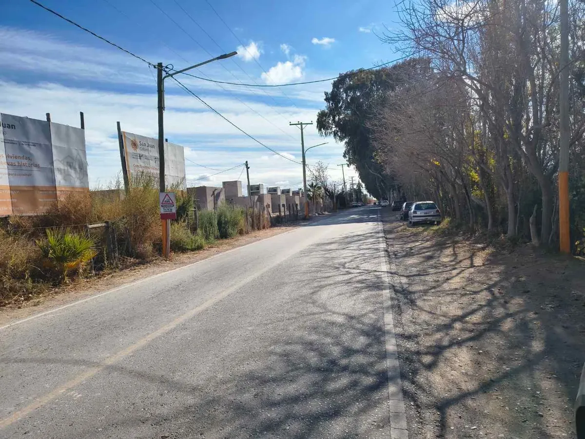 Sale of a 26,940 m² Plot in Santa Lucia