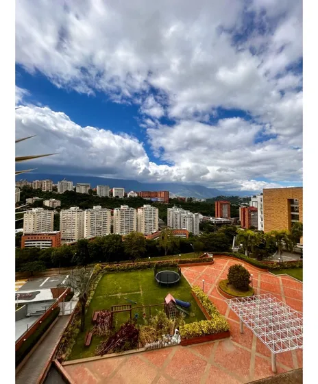 Vendo/alquilo Ph 370m2 Lomas De La Alameda 3012