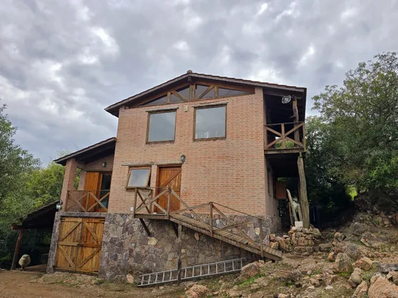 Venta: Casa - 2 Dormitorios 2 Baños - Villa Del Lago - Villa Carlos Paz