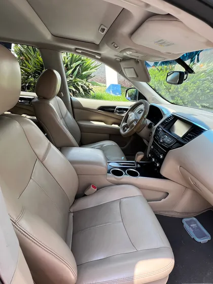 Nissan Pathfinder Advance Aut