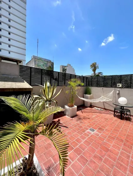 Hermoso 3 Ambientes Con Terraza + Cochera Fija Y Cubierta 