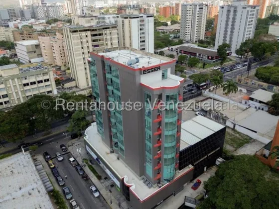 Daniela Linarez Alquila Oficinas A Estrenar Conectadas A Planta Electrica Con Acabados De Primera Pisos De Porcelanato Agua Continua Vigilancia 24 Horas En Avenida Lara Zona Este Barquisimeto