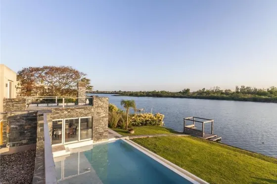 Casa En Arriendo Temporal, Costa Del Sol 2, Lago Rapel