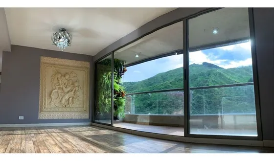 Apartamento En Venta Loma Los Bernal