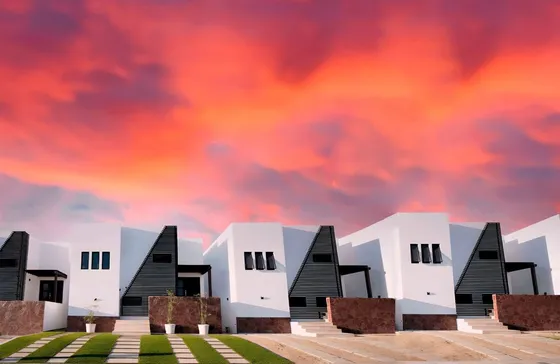 Casa Con Rooftop En Comunidad Cerrada, En Venta, El Tezal, Cabo San Lucas