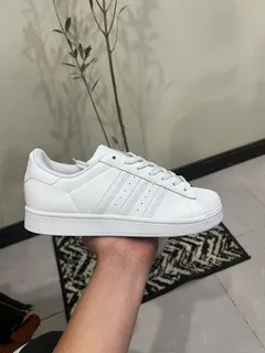 Adidas concha rojos sale