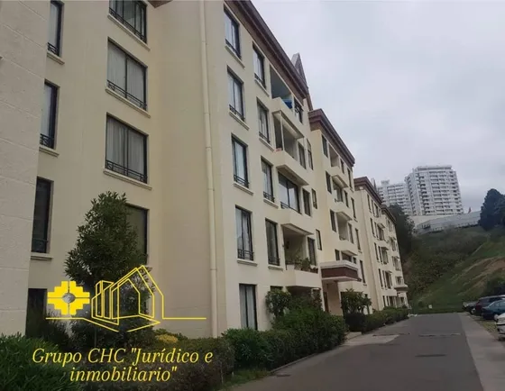 Hermoso Y Amplio Departamento Ubicado En Sector Residencial