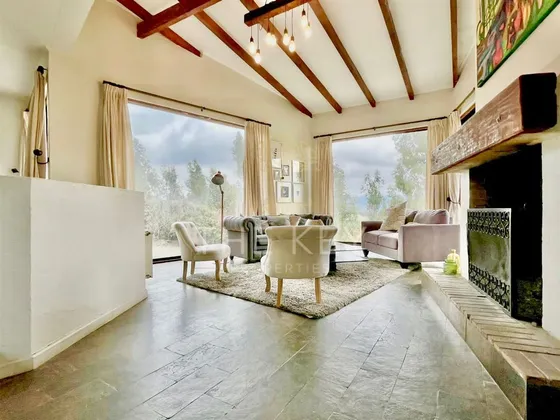 Casa Venta 5 Dormitorios - Lomas De Chivilcán, Temuco