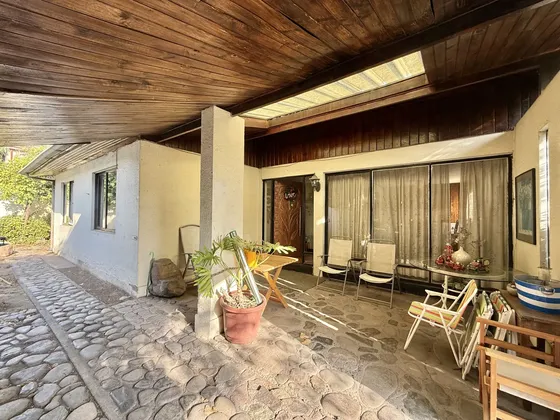 Ideal Para Remodelar I Colegio Alemán I Sólida Y Luminosa