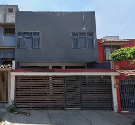 Casa En Guadalajara De Recuperación Bancaria