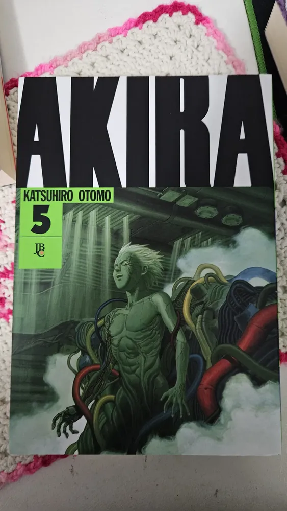 Akira - Vol. 5, de Otomo, Katsuhiro. Editora JBC (2023